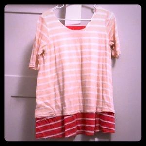 Cute top with fun detail on back